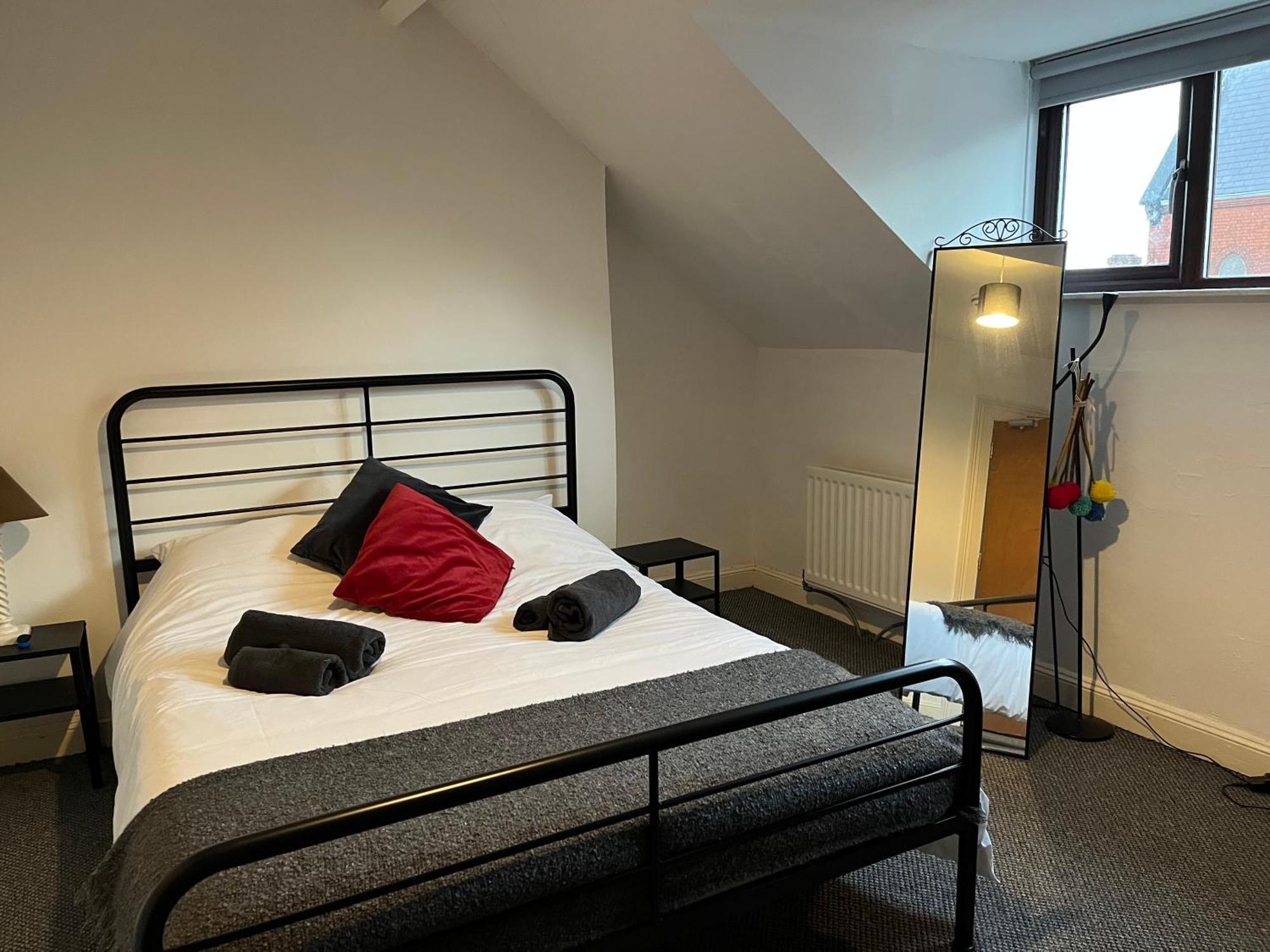 Loganberry Apartment Belfast Bagian luar foto