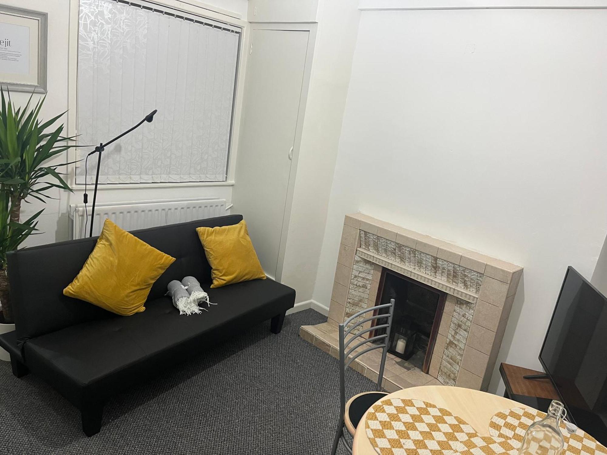 Loganberry Apartment Belfast Bagian luar foto